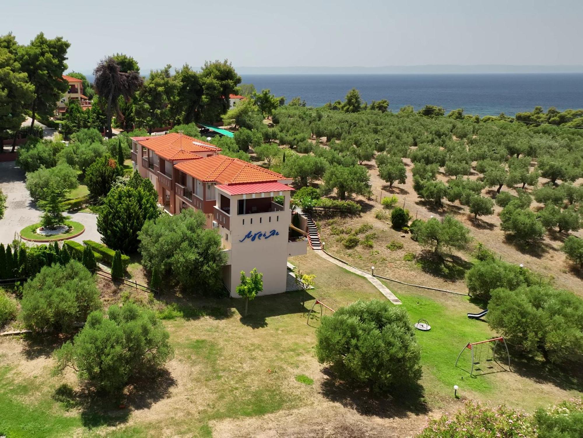 Agrili Apartments & Rooms Elia Nikitis Exterior photo